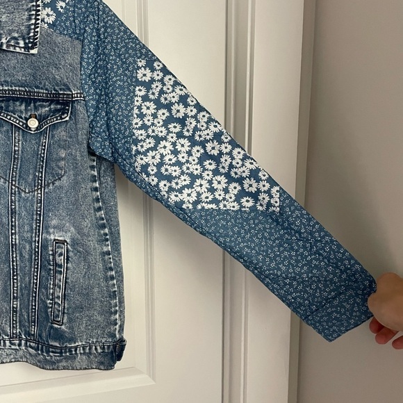 Anthropologie Jean Jacket - Picture 7 of 9